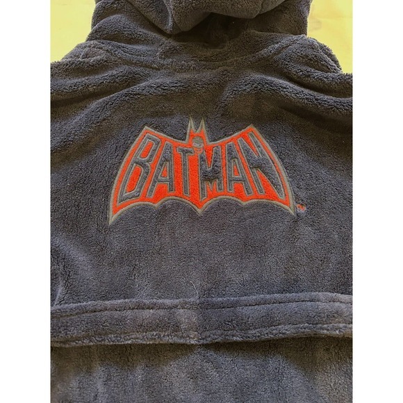 Boy's Batman Robe Gap Kids Blue w/ Bat‎ Symbol Hood Ears Size 4 DC Comics Fuzzy - Picture 2 of 10